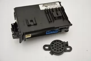 13-2018R TK52675Y0B K021617D27 Блок предохранителей Mazda 3 BK Арт e11605256, вид 1