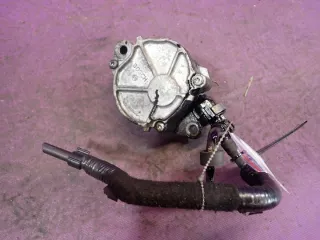  Насос вакуумный Mazda 3 BK Арт e11337515, вид 3