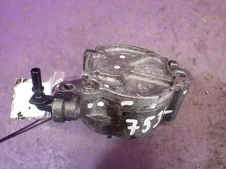  Насос вакуумный Mazda 3 BK Арт e11337514, вид 2