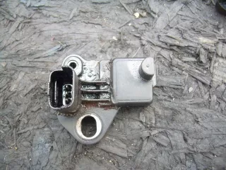 77799231 Датчик коленвала Mazda 3 BK Арт e11065294, вид 1