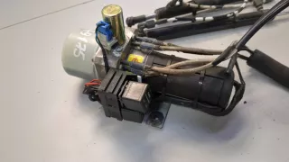 8N7871611A Насос гидроподвески Audi TT 1 Арт 20541753, вид 2