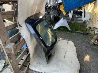  Крышка багажника (дверь 3-5) Mazda 3 BK Арт e12188805, вид 4