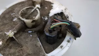 3N619H307 Насос топливный Mazda 3 BK 1.6л Инжектор Арт 20573943, вид 2