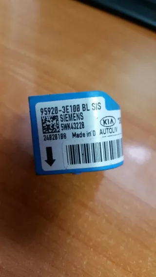 95920-3E100 Датчик удара Kia Sorento 1 Арт 0000_1702191820530, вид 3