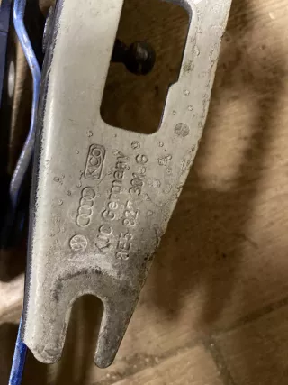 8E5 827 301 G Петля крышки багажника Audi A4 B7 Арт 188-1, вид 3