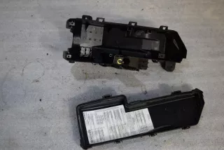 9494210,9494211 крышка блока предохранителей Volvo XC90 1 restailing Арт T14867-142-2, вид 2