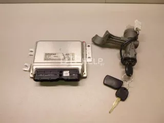  Блок управления двигателем Hyundai Matrix Арт AM21799813