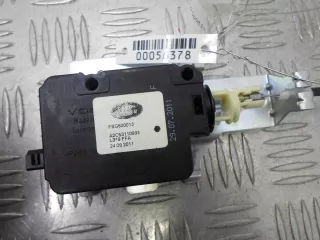 FSG500013 Моторчик лючка бензобака Land Rover Range Rover Sport 1 restailing Арт 00056378, вид 4