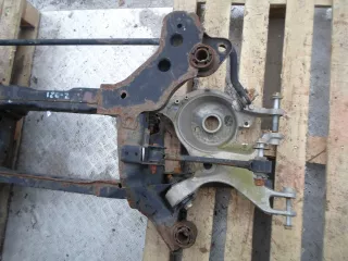 DG9C2D250A Суппорт задний правый Ford Fusion 1 Арт 00057101sep1, вид 2