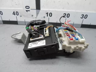 284B18Y70A Блок Body control module Infiniti FX1  Арт 00095831, вид 3
