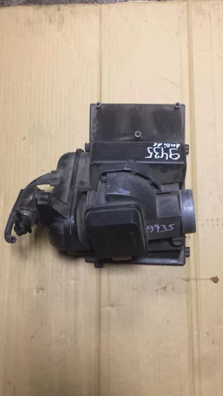 4A0129607J Корпус воздушного фильтра Audi A4 B5 Арт 9435_2, вид 2