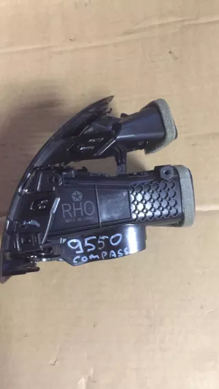 5UT65DX8AD Дефлектор обдува салона Jeep Compass 2 Арт 9550, вид 2
