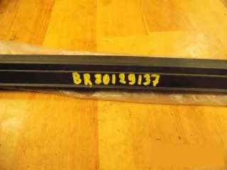 5757a295 Уплотнитель  стекла Mitsubishi Outlander 3 Арт BBBbr80129137, вид 2