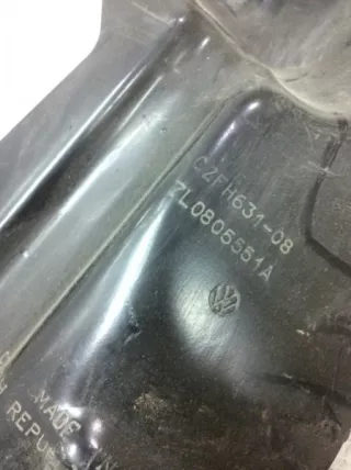 7L0805551A Кронштейн передней панели Porsche Cayenne 955 Арт VZ10079, вид 4