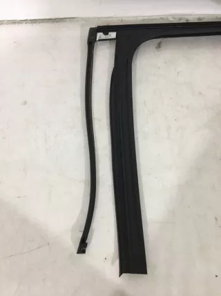 7P0839432L уплотнитель стекла Volkswagen Touareg 2 Арт VZ127601, вид 2