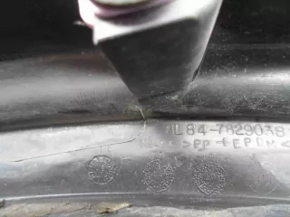 8L847829038,8L84-7829038 Накладка заднего правого крыла Mazda Tribute 2 Арт 00082908, вид 6