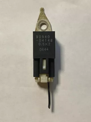 90980-04148 Конденсатор Toyota Yaris 2 Арт 10183_4, вид 1
