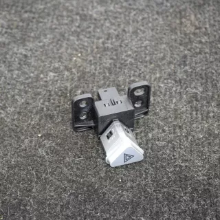6008905-00-C , art273395 Кнопка аварийной сигнализации Tesla model S Арт 273395, вид 1