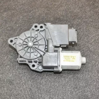 82460-A2010 , art242990 Моторчик стеклоподъемника передний правый Kia Ceed 2 Арт 242990, вид 1