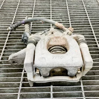32353311C , art405815 Суппорт задний левый Nissan Qashqai 2 restailing Арт 405815, вид 1