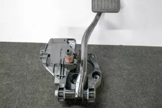 1044691-00-D , art2964810 Педаль тормоза Tesla model 3 Арт 2964810, вид 1