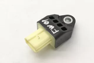 89831-02140 , art689820 Датчик удара Toyota Yaris 1 Арт 689820, вид 1