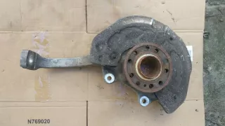 A2053322200 Кулак поворотный правый Mercedes C W205 Арт W14046, вид 1