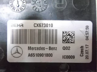 6510901800 Радиатор интеркулера Mercedes C W205 Арт 00148669, вид 4