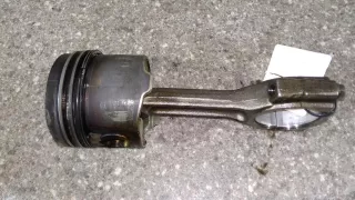  Поршень Mitsubishi Carisma Арт 27828001001, вид 2