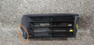  Заглушка (решетка) в бампер Audi A3 8L Арт 32702007002