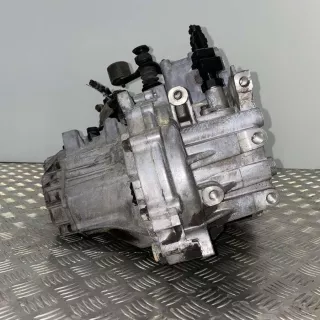 J52271,692588 КПП механическая (МКПП) Hyundai Matrix Арт 15814012001, вид 3