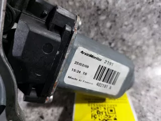  стеклоподъемник задний левый Nissan Qashqai 1  Арт 46023005520, вид 2