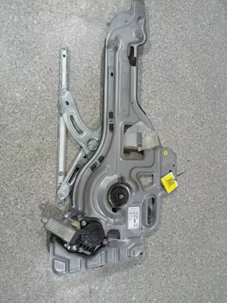  стеклоподъемник задний левый Hyundai Trajet Арт 46023005610