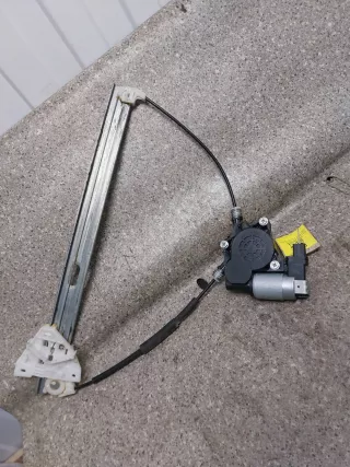  стеклоподъемник передний левый Mazda 3 BK Арт 46023005642, вид 1