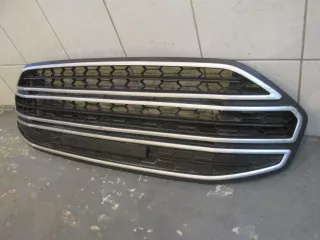  Решетка в бампер центральная Ford EcoSport Арт smt10045260, вид 2
