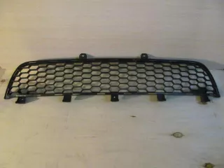  Решетка в бампер центральная Mitsubishi Pajero Sport 2 Арт smt521610012939