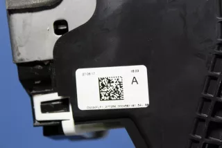 A1667200735 Замок двери передней левой Mercedes A W176 Арт ZAP139212, вид 4
