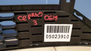 86522A7000 Решётка в бампер центральная Kia Cerato 2 Арт ZAP144336, вид 3