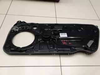 99153722101 Кронштейн стеклоподъемника передней левой двери Porsche 911 Carrera 991 Арт ZAP201672, вид 1