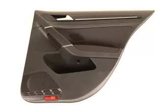 5G6867212 , art963774 Обшивка двери задней правой (дверная карта) Volkswagen Golf 7 Арт 963774, вид 1