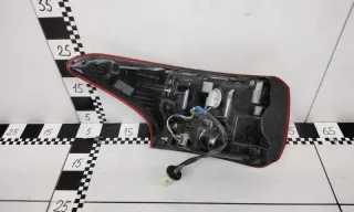 8330A998 Фонарь задний правый наружный Mitsubishi Outlander 3 restailing 2 Арт 995319K, вид 3