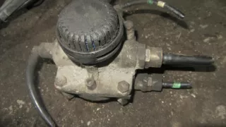 9730112060 Клапан ускорительный Renault Premium Арт 9383, вид 2