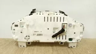  Щиток приборов (приборная панель) Mitsubishi Colt 6 Арт 2057737, вид 2