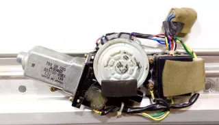  Двигатель электролюка Mazda 626 GF Арт 2046524-1, вид 3