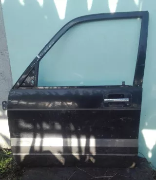 замок двери передней левой Isuzu Trooper 2 Арт 2002533-7