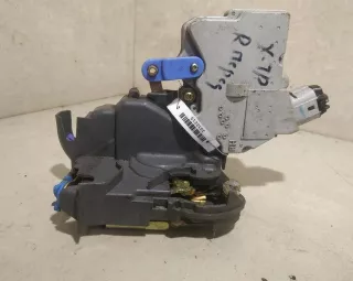  замок двери передней правой Nissan X-Trail T30 Арт 2032210, вид 1