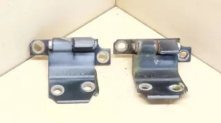  петля двери передней правой Mazda Xedos 9 Арт 2047992, вид 1