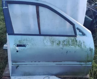  Дверь передняя правая Nissan Primera 10 Арт 2002868, вид 1