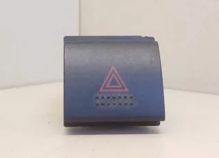 153309 Кнопка аварийной сигнализации Toyota Avensis 1 Арт 2036121, вид 1