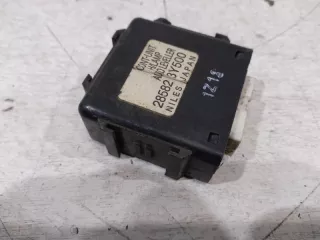 285823Y500 БЛОК УПРАВЛЕНИЯ СВЕТОМ Nissan Maxima А33 Арт VZ155680, вид 3